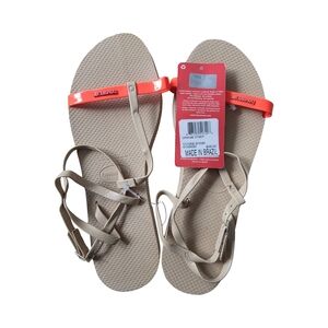 Havaianas Women’s Beige Sandals with Coral Patent Strap